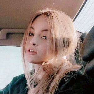 Meet your Posher, Kourtney